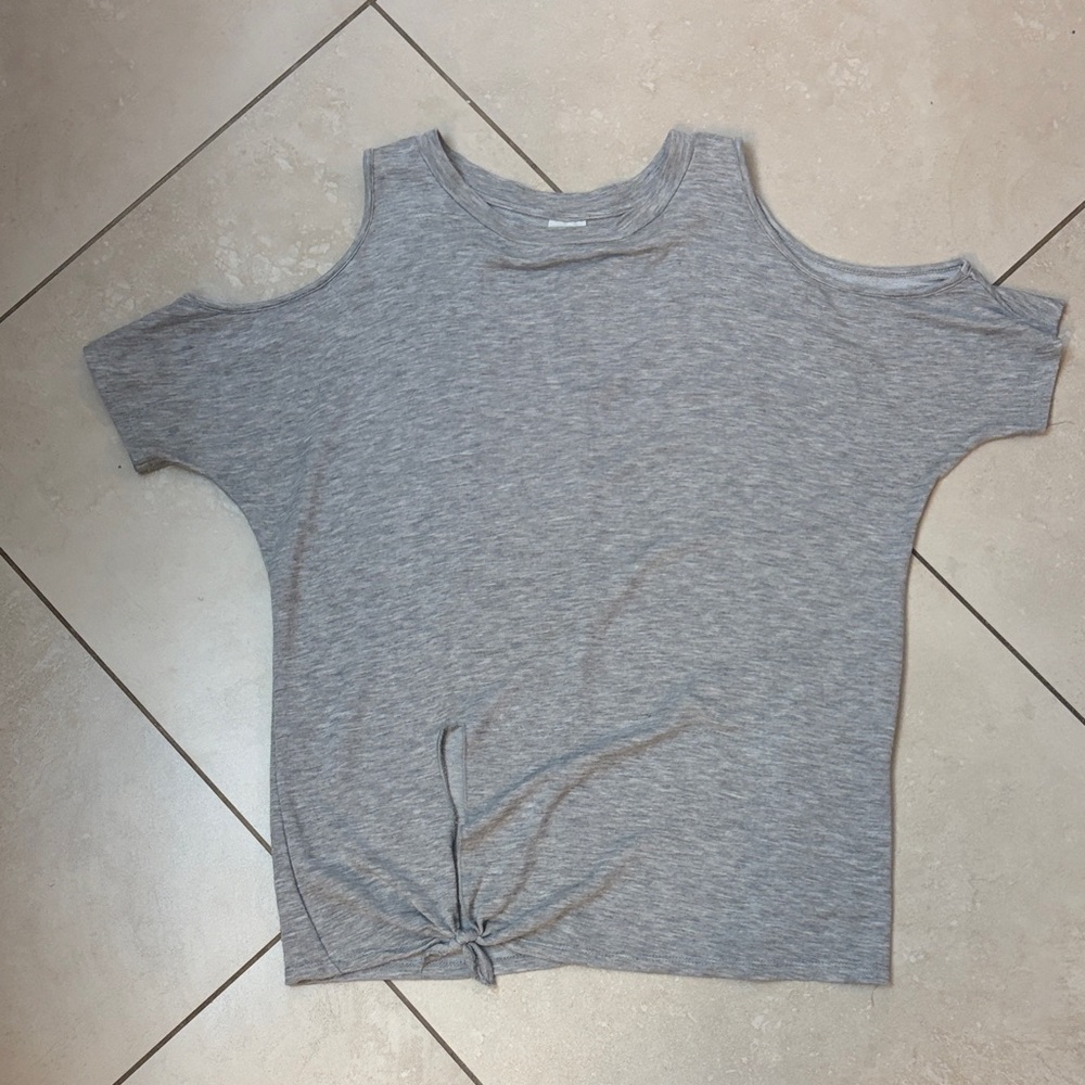 Tresics Light Gray Cold Shoulder Tee